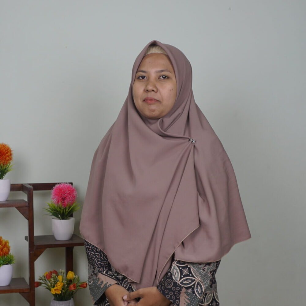 Amalia Dwi M. S., S.Pd
