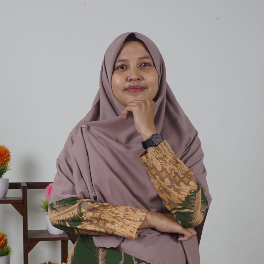 Rizki Farah Riana, S.Pd., Gr.